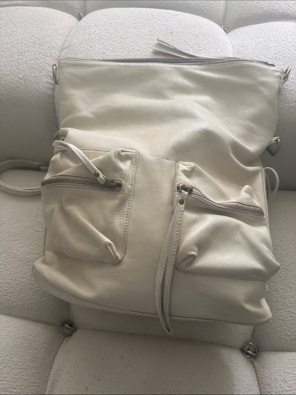 Everyday Cream Leather Shoulder Bag with Front Zip Pockets